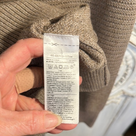 Banana Republic Supima Cotton Men's Tan Hoodie Sweater - Picture 3 of 8